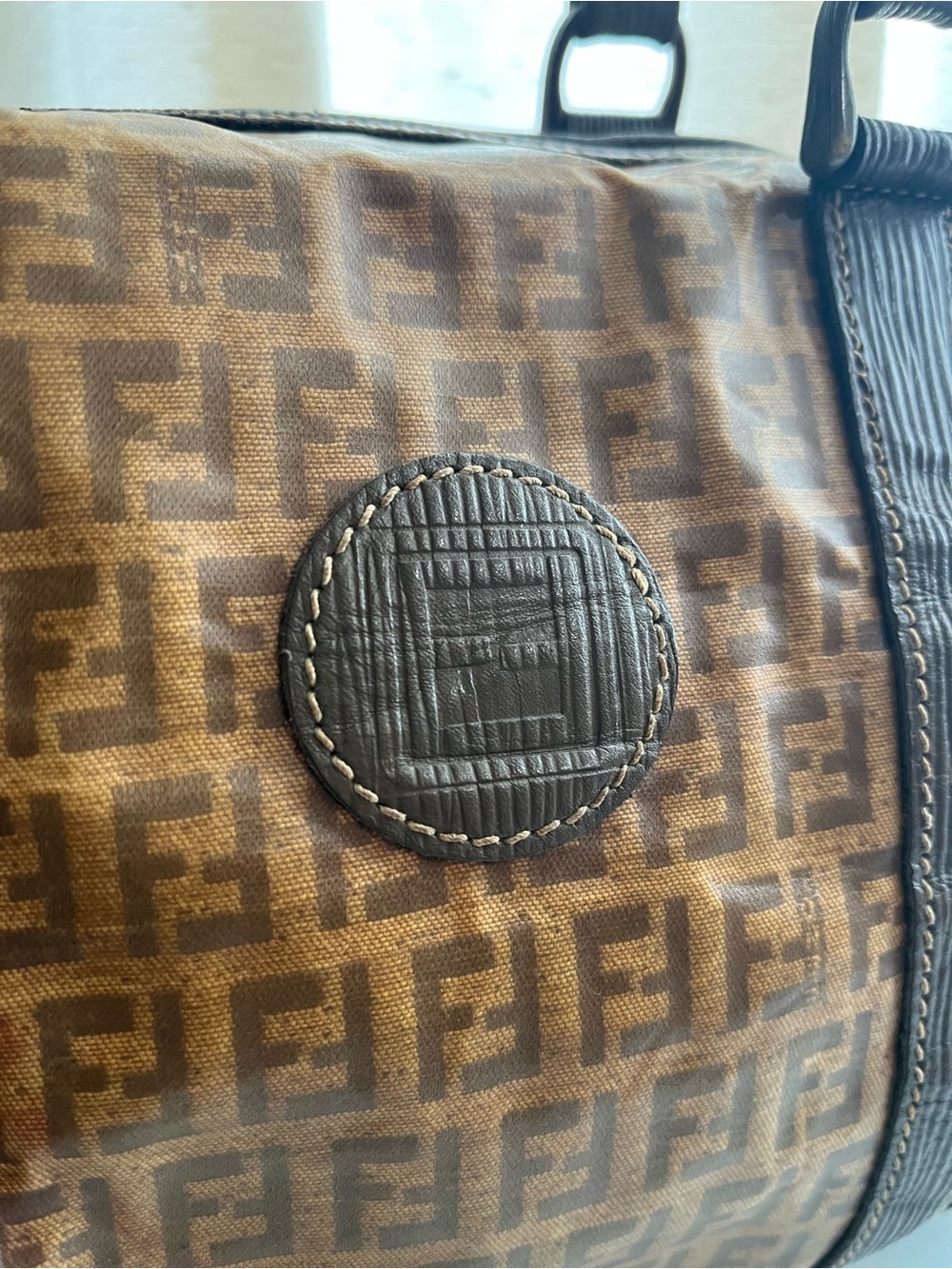 FENDI VINTAGE FF MONOGRAM HANDBAG - Picture 3 of 16